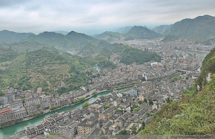 鎮(zhèn)遠(yuǎn)漫遊之一     古鎮(zhèn)風(fēng)韻 - 千石主人 - 千石齋