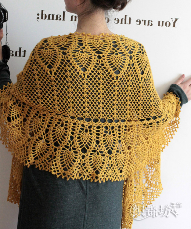 【織錦坊手作】——百鉤不厭 驚鴻一瞥披肩 今冬超人氣色金黃和皇家藍(lán) - yun815 - 織錦坊手作網(wǎng)易博客-----用心感受生活