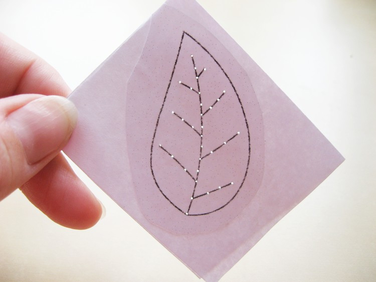 Needle Lace Skeleton Leaves - Daliute - 來自立陶宛的親吻!