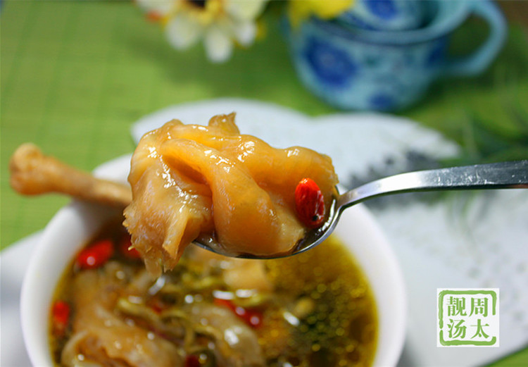 花膠石斛燉老雞--如此多膠 - 周太靚湯 - 周太靚湯