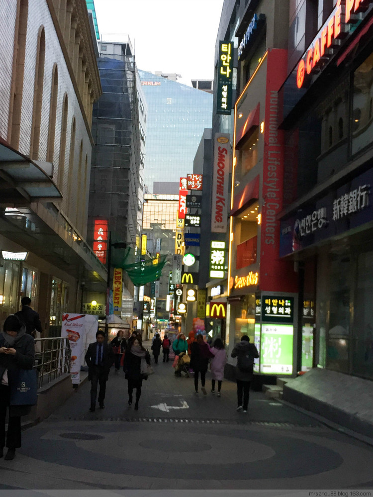 明洞街頭美食－－體驗(yàn)寒風(fēng)大餐 - 周太靚湯 - 周太靚湯