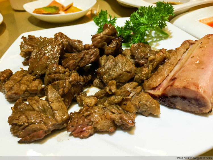 牡丹峰－－來(lái)自平壤的美食和美女們 - 周太靚湯 - 周太靚湯