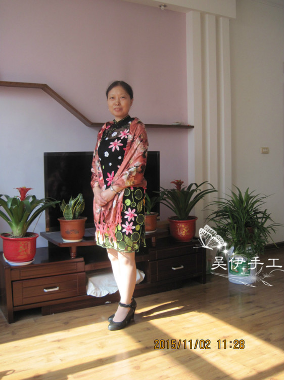 難舍——蓮花旗袍 - moyi135 - 為愛(ài)編織！