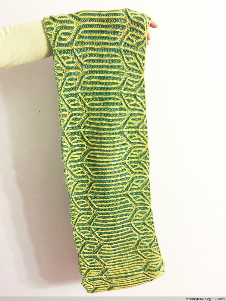 Brioche stitch 雙色圍脖－（2016.03） - Tina - Tina的手工編織的博客