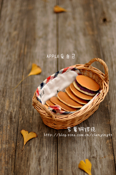 【多圖詳解?<wbr>?<wbr>賢惠妞兒必須學(xué)會(huì)的紫薯版銅鑼燒做法哈】。